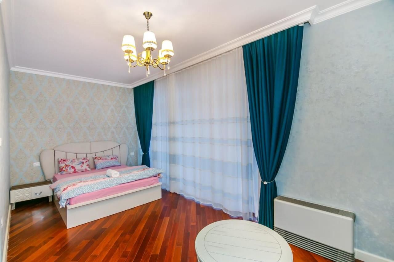 Апартаменты Lux Family Apartment in City Center Баку-26